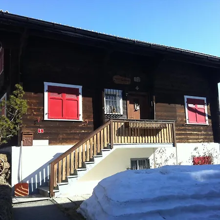 Uf Em Schloss شقة